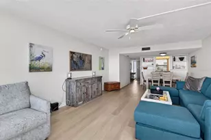 300 Woodette Dr, Dunedin, FL 34698 - Photo 15