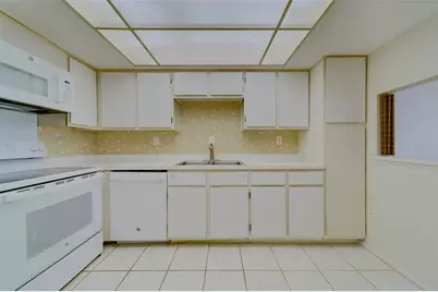 17920 Gulf Boulevard #1408, Redington Shores, FL 33708 - Photo 5