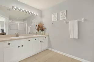 2733 Conch Hollow Dr, Brandon, FL 33511 - Photo 11