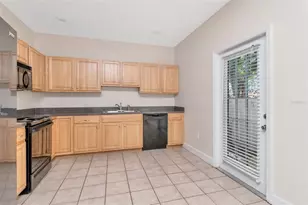 3128 Santorini Ct, Tampa, FL 33611 - Photo 9