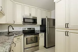 3134 Lake Pine Way, Tarpon Springs, FL 34688 - Photo 11