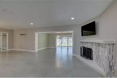 912 S Highland Avenue, Clearwater, FL 33756 - Photo 9