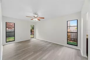 727 Isleton Dr, Brandon, FL 33511 - Photo 19