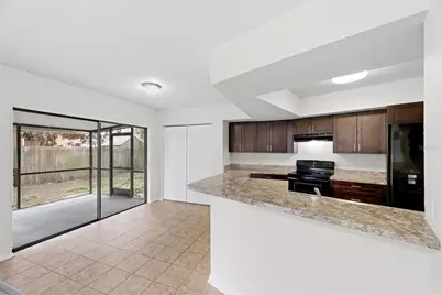 727 Isleton Drive, Brandon, FL 33511 - Photo 13