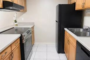 1044 82nd Terrace N, Saint Petersburg, FL 33702 - Photo 9