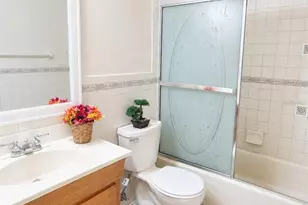 1044 82nd Terrace N, Saint Petersburg, FL 33702 - Photo 13