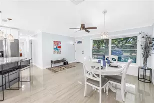 2898 56th Ln N, Saint Petersburg, FL 33710 - Photo 11