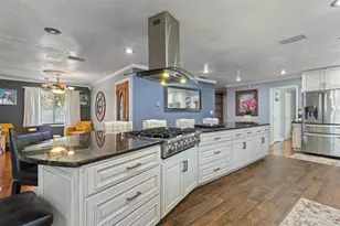 14865 Wildwood Dr, Largo, FL 33774 - Photo 5