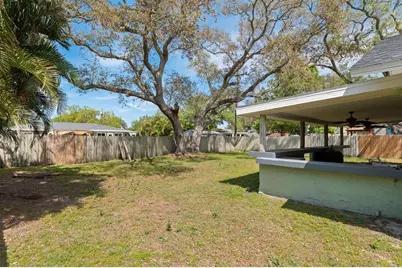 14865 Wildwood Drive, Largo, FL 33774 - Photo 25