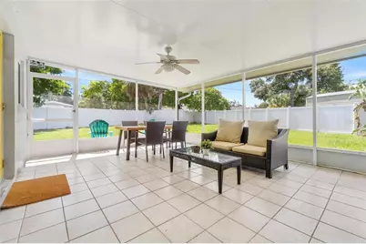 6841 13th Street N, Saint Petersburg, FL 33702 - Photo 17