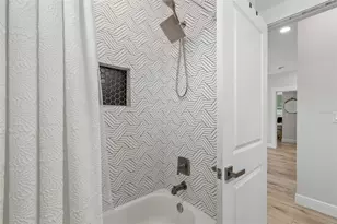 1901 W Cluster Ave, Tampa, FL 33604 - Photo 39