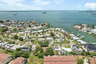 2287 Carolyn Dr, Dunedin, FL 34698 - Photo 51