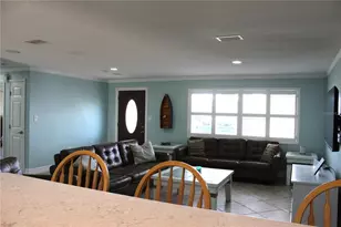 2287 Carolyn Dr, Dunedin, FL 34698 - Photo 7