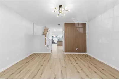 2709 Penzance Street, Palm Harbor, FL 34684 - Photo 5