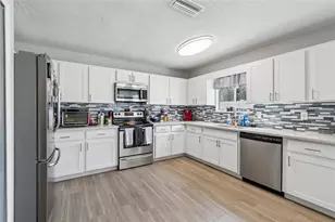 7123 Silvermill Dr, Tampa, FL 33635 - Photo 19