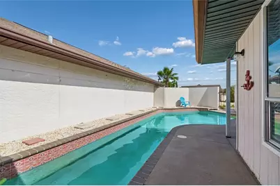 7123 Silvermill Drive, Tampa, FL 33635 - Photo 5