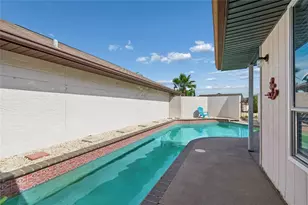 7123 Silvermill Dr, Tampa, FL 33635 - Photo 5