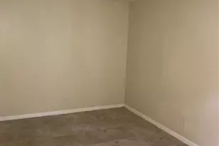 906 Homewood Dr, Brandon, FL 33511 - Photo 9