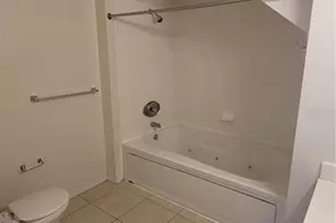 4013 Venetian Bay Dr, Kissimmee, FL 34741 - Photo 5