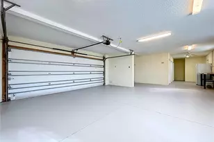 7711 Bayshore Dr, Treasure Island, FL 33706 - Photo 47