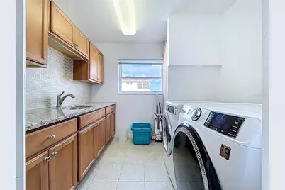 7711 Bayshore Drive, Treasure Island, FL 33706 - Photo 21