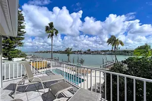 7711 Bayshore Dr, Treasure Island, FL 33706 - Photo 33