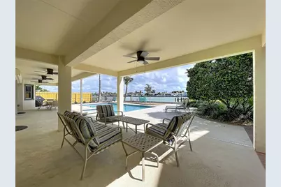 7711 Bayshore Drive, Treasure Island, FL 33706 - Photo 37