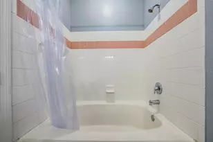 9552 Lake Chase Island Way, Tampa, FL 33626 - Photo 25