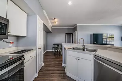 9552 Lake Chase Island Way #9552, Tampa, FL 33626 - Photo 19