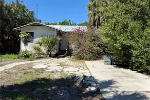 2007 43rd St S, Gulfport, FL 33711 - Photo 1