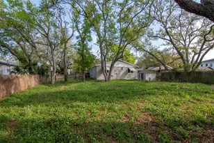 2826 W Shelton Ave, Tampa, FL 33611 - Photo 49