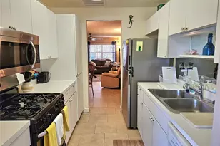 10037 62nd Terrace N, Saint Petersburg, FL 33708 - Photo 5