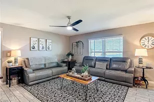 38287 Sonnet Landing Ave, Zephyrhills, FL 33540 - Photo 25