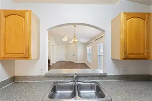 10462 Blackmore Dr, Tampa, FL 33647 - Photo 13