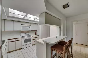 29903 Baywood Ln, Wesley Chapel, FL 33543 - Photo 23