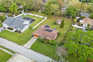 2007 Golf View Dr, Dunedin, FL 34698 - Photo 35