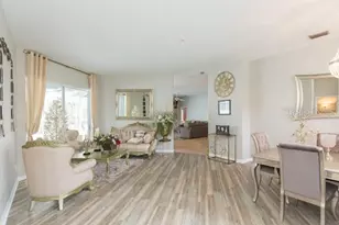 23635 Oakside Blvd, Lutz, FL 33559 - Photo 3