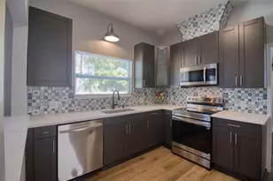 675 16th Ave S, Saint Petersburg, FL 33701 - Photo 15
