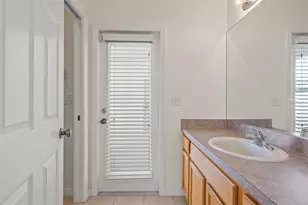 518 York Dale Dr, Ruskin, FL 33570 - Photo 15