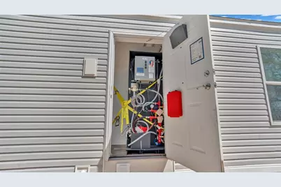 1333 Bluff Hammock Road, Lorida, FL 33857 - Photo 35