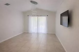 6115 N Albany Ave, Tampa, FL 33604 - Photo 3