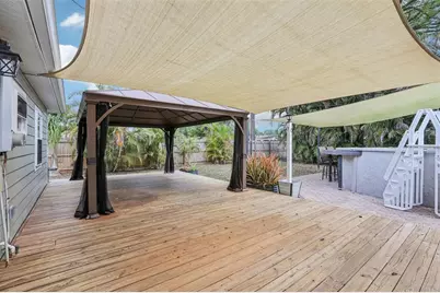 7017 Meadowlawn Drive N, Saint Petersburg, FL 33712 - Photo 23