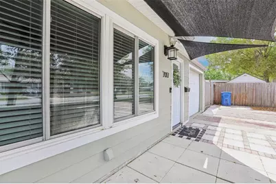 7017 Meadowlawn Drive N, Saint Petersburg, FL 33712 - Photo 31