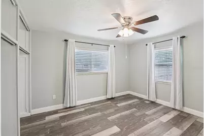 7017 Meadowlawn Drive N, Saint Petersburg, FL 33712 - Photo 13