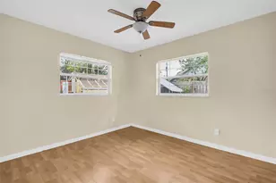 1097 Kenwood Dr, Dunedin, FL 34698 - Photo 15