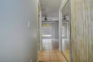 4414 Venice Dr, Land O Lakes, FL 34639 - Photo 11