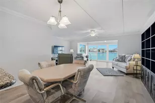 868 Bayway Blvd, Clearwater Beach, FL 33767 - Photo 13