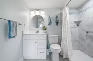 868 Bayway Blvd, Clearwater Beach, FL 33767 - Photo 27