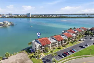 868 Bayway Blvd, Clearwater Beach, FL 33767 - Photo 3