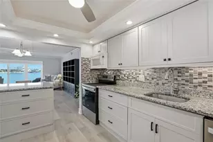 868 Bayway Blvd, Clearwater Beach, FL 33767 - Photo 11